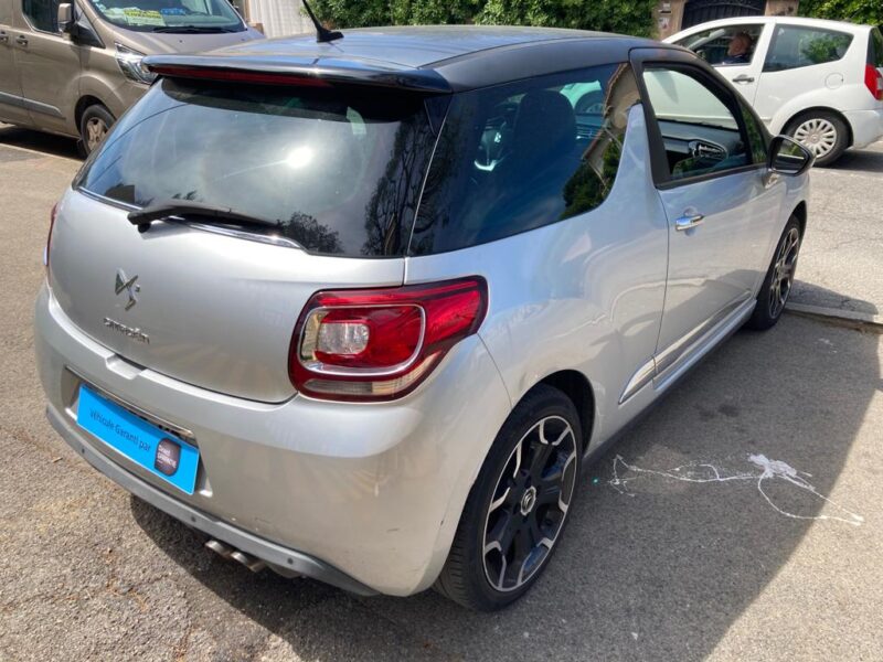 CITROEN DS3 1.6 thp 150 ch sport chic 2010