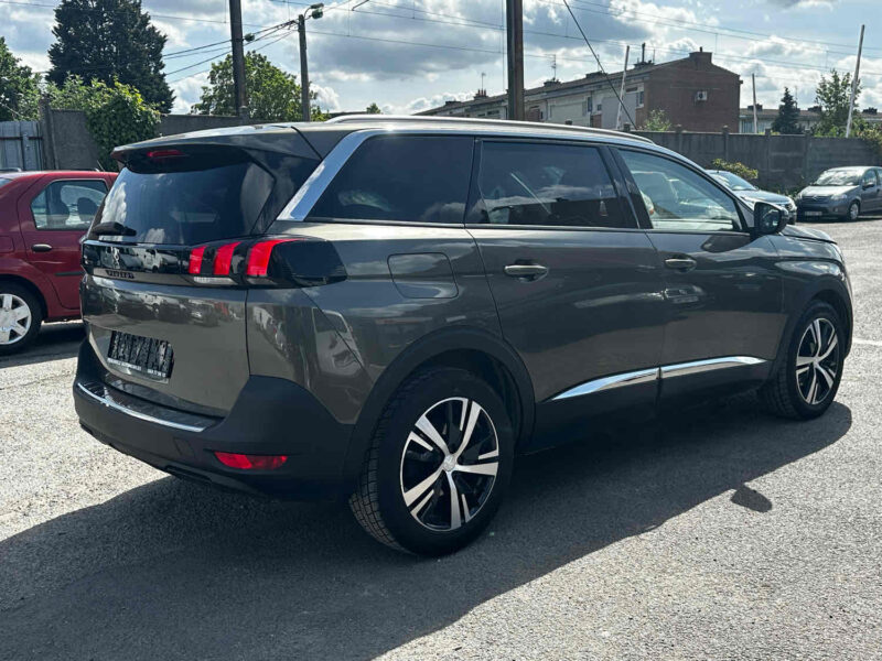 PEUGEOT 5008 ALLURE 130 CV