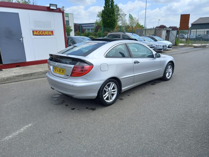 MERCEDES CLASSE C Coupé 2003