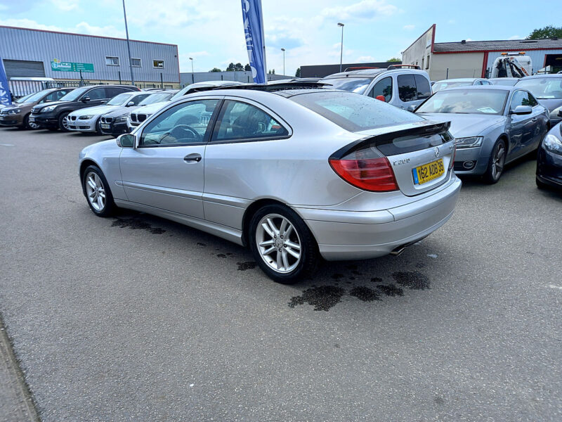 MERCEDES CLASSE C Coupé 2003