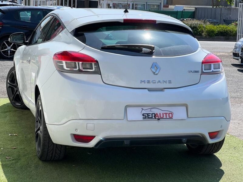 RENAULT MEGANE 3 COUPE 2013