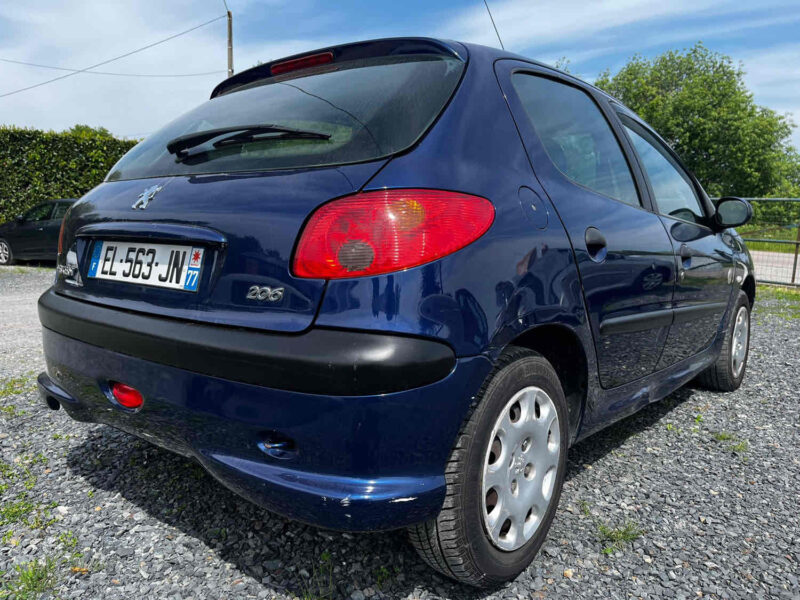 PEUGEOT 206  2004