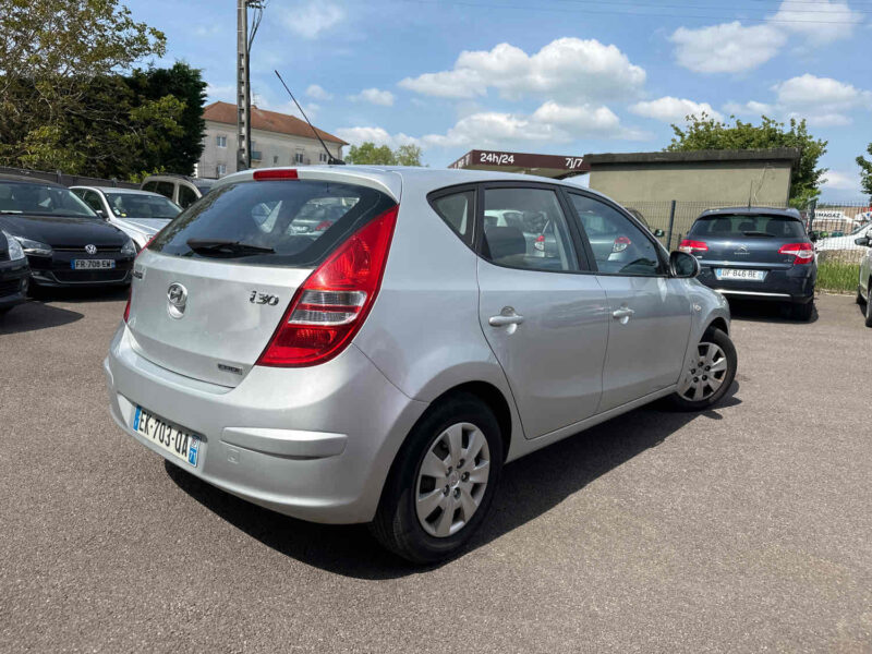 HYUNDAI I 30 2009