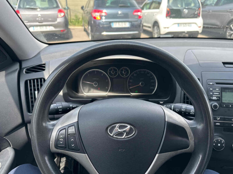 HYUNDAI I 30 2009