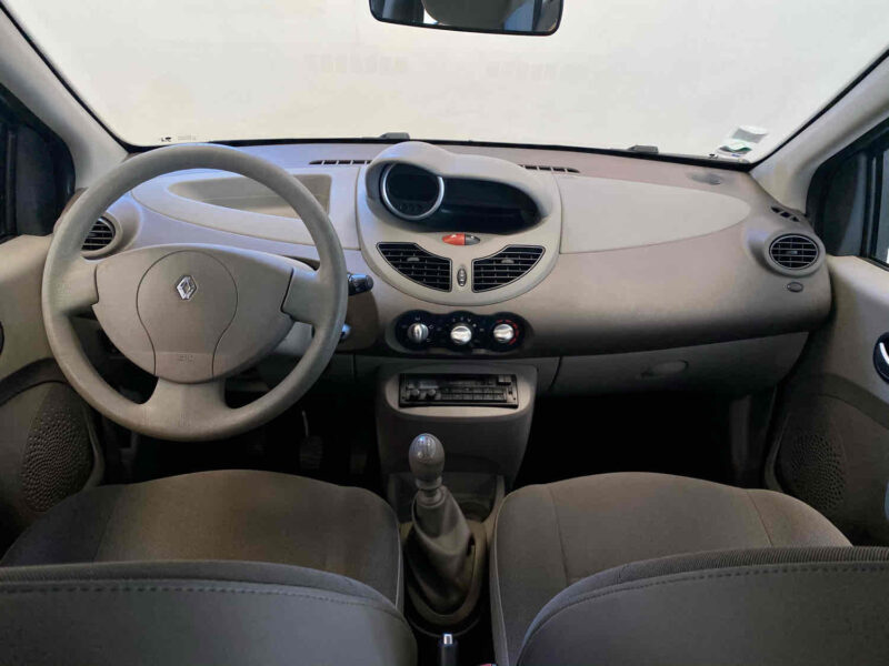 RENAULT TWINGO II 2010