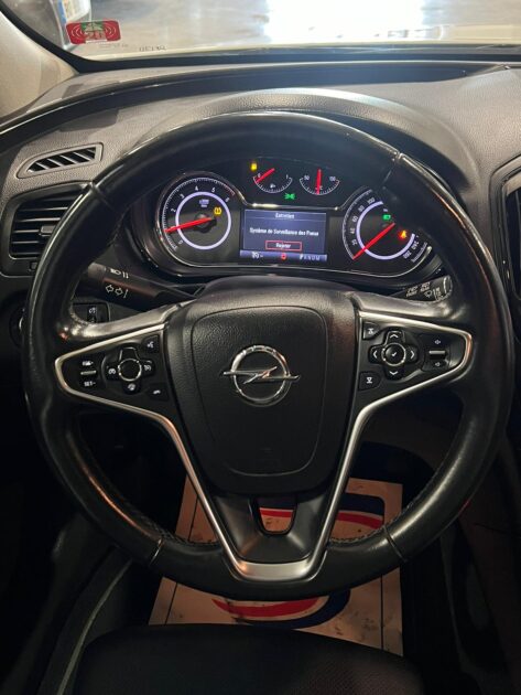 OPEL INSIGNIA A Sports Tourer 2015