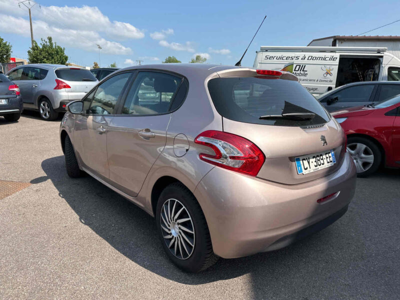 PEUGEOT 208 I 2013