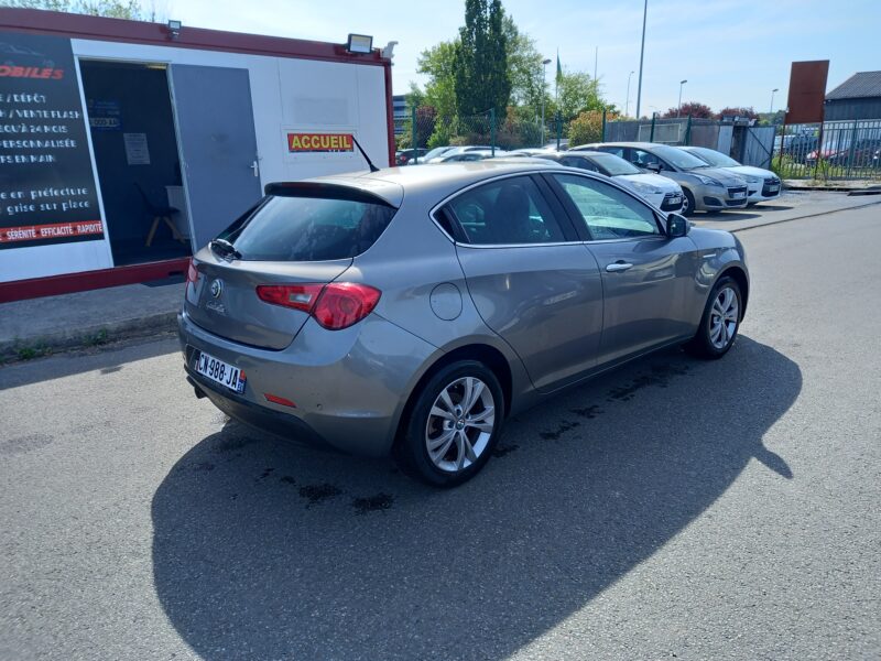 ALFA ROMEO GIULIETTA 2012