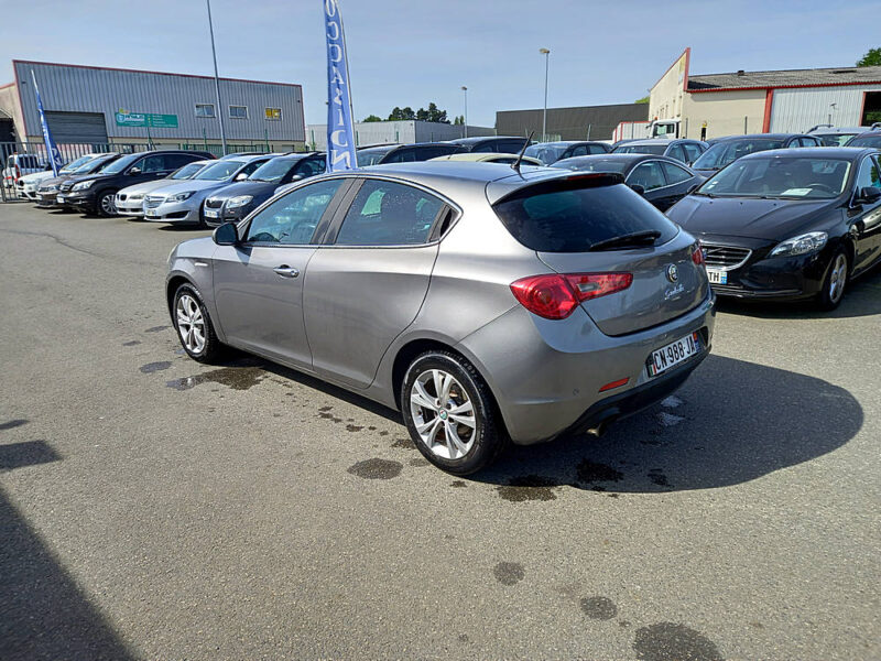 ALFA ROMEO GIULIETTA 2012