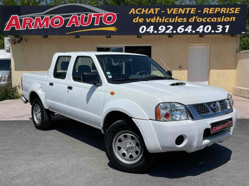 NISSAN NAVARA 2003