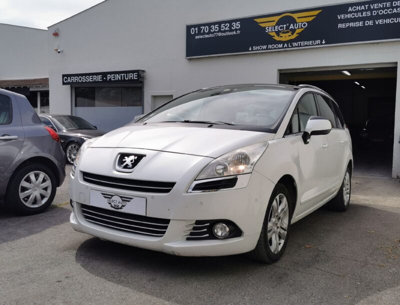 Peugeot 5008 1.6 e-HDi 115ch FAP Allure ETG6   7 PLACES