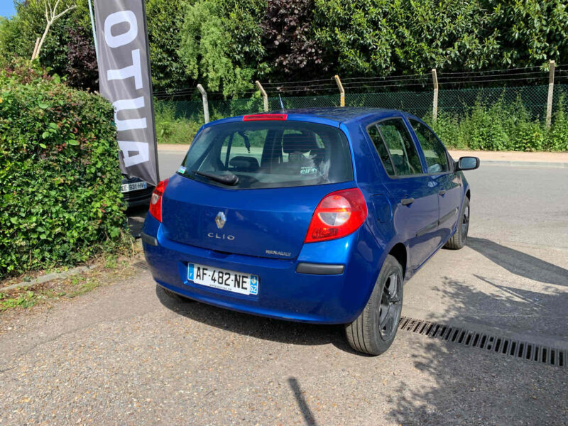 RENAULT CLIO III 1.5DCI 70CV