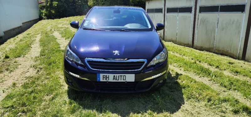 PEUGEOT 308 II 2016 1.6 HDi 100ch STYLE