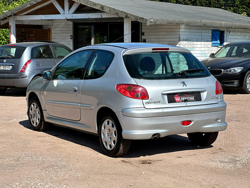 PEUGEOT 206 1,4L HDI 70 CV / Idéal jeune conducteur / Paiement 4X Possible