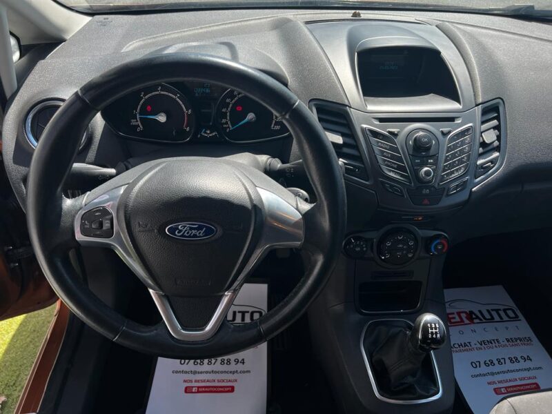 FORD FIESTA VI 2015