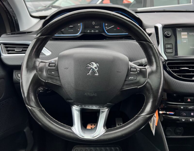 PEUGEOT 208 I 2015