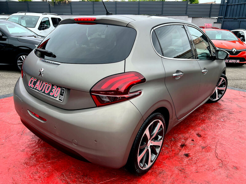 PEUGEOT 208 I 2015