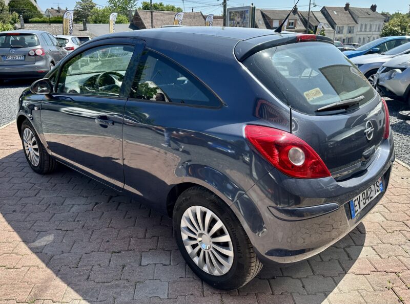 OPEL CORSA D 2008