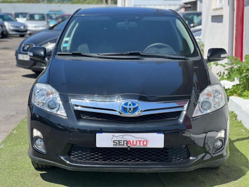 TOYOTA AURIS 2010