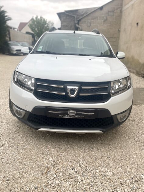 DACIA SANDERO 2015