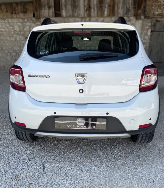 DACIA SANDERO 2015