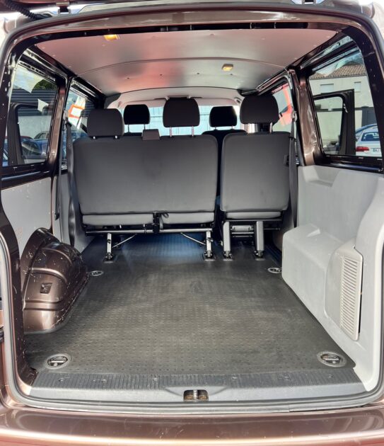 VOLKSWAGEN TRANSPORTER T6 Camionnette 2012