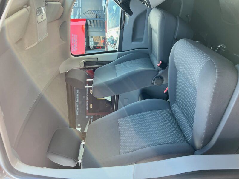 VOLKSWAGEN TRANSPORTER T6 Camionnette 2012