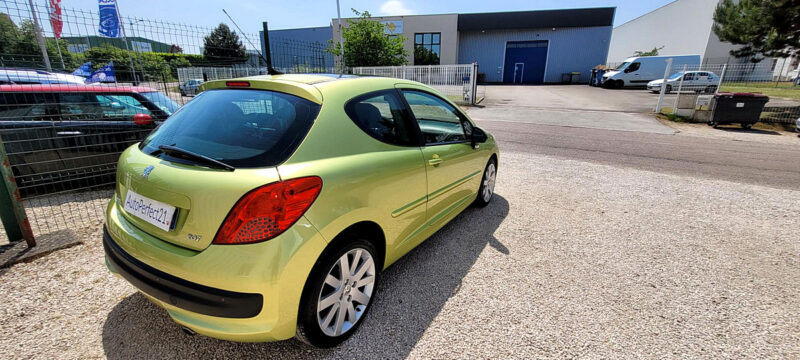 PEUGEOT 207 2006