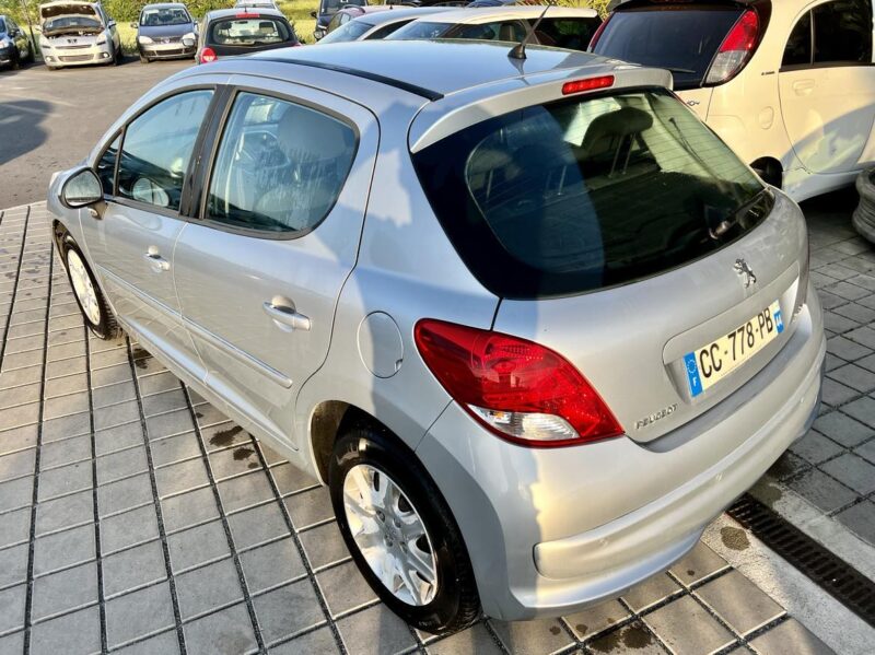 PEUGEOT 207 1.6L 92CH PACK ACTIVE