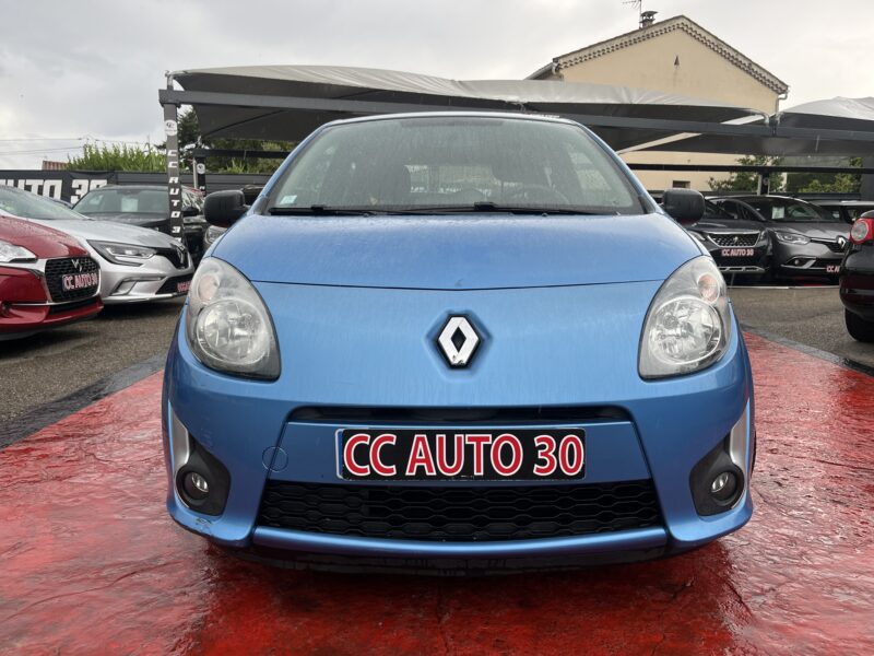 RENAULT TWINGO II 2011