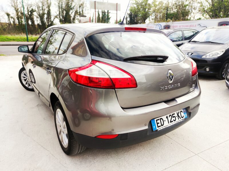 RENAULT MEGANE III 5 portes 2013