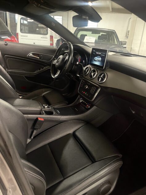 Mercedes Classe CLA 200 CDI Sensation 136 CH / PREMIERE MAIN 7-G DCT