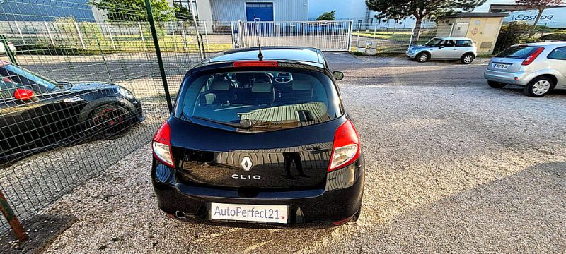 RENAULT CLIO 3 2009