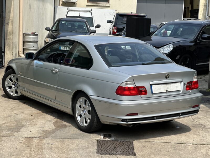 BMW SERIE 3  320 CI PACK LUXE PAYER EN 4X