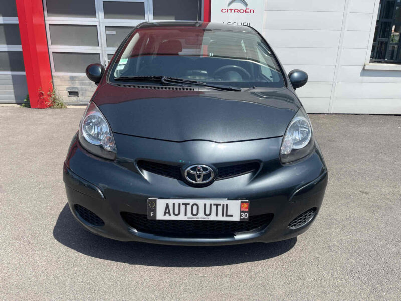 TOYOTA  AYGO 2011