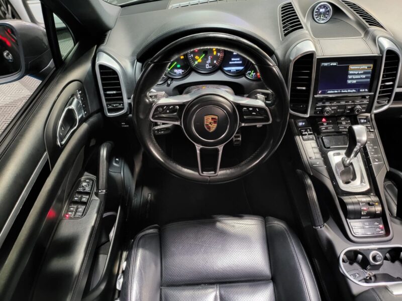 PORSCHE CAYENNE 2015