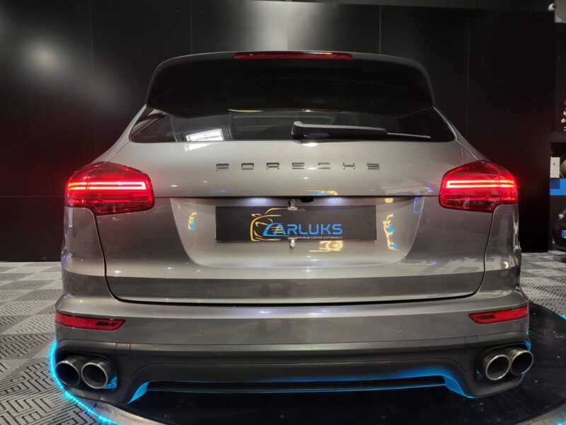 PORSCHE CAYENNE 2015