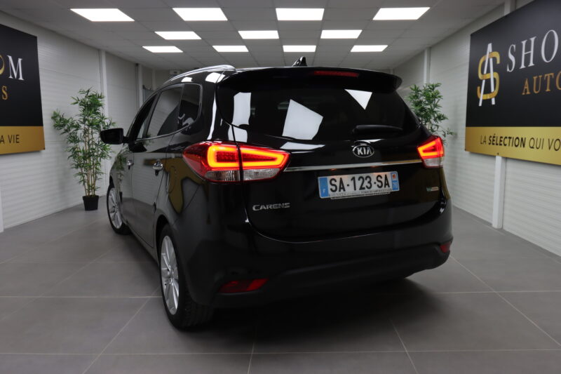 KIA CARENS  2015