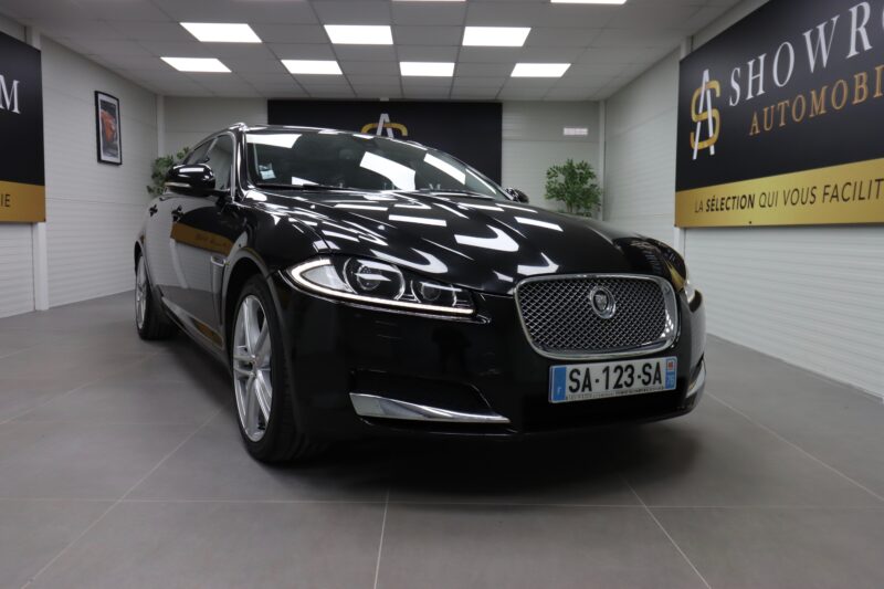 JAGUAR XF I 2009