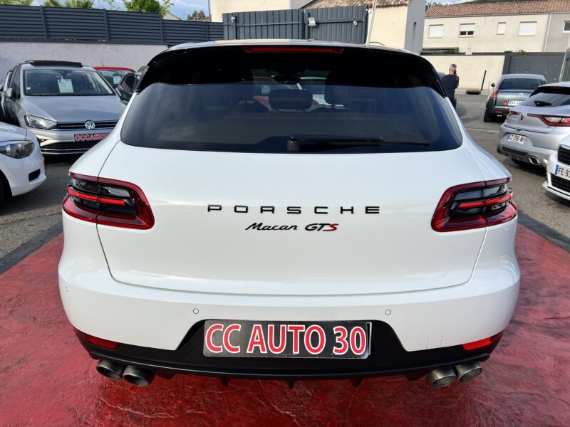 PORSCHE MACAN 2015