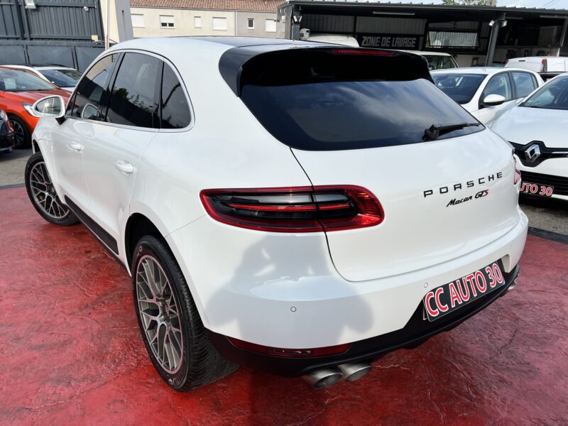 PORSCHE MACAN 2015