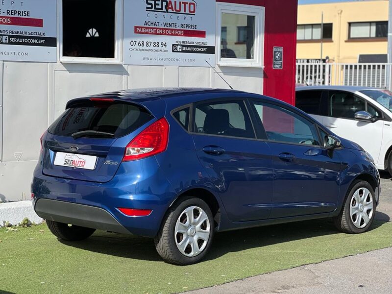 FORD FIESTA VI 2009