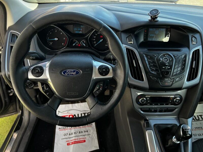 FORD FOCUS SW 2011