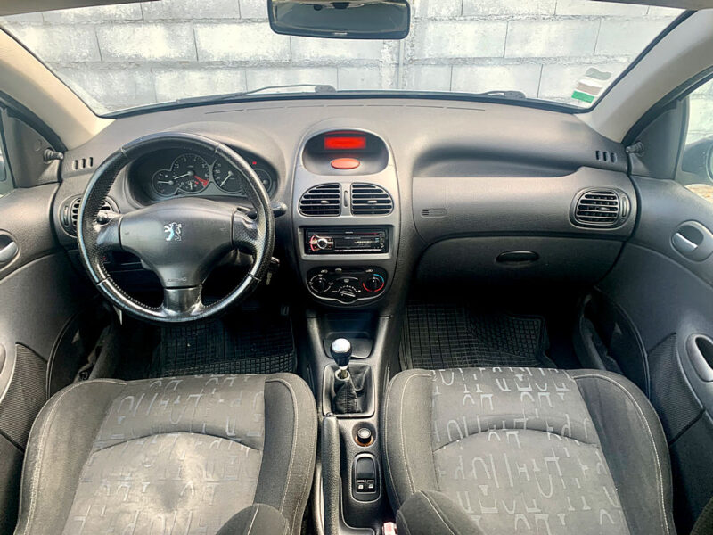 PEUGEOT 206 1.6I 16V