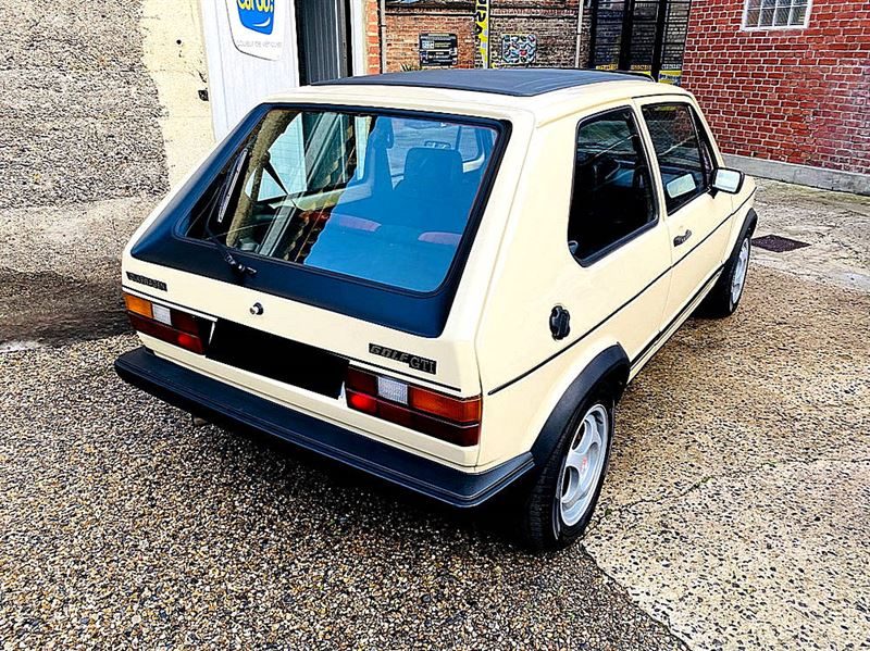 VOLKSWAGEN GOLF I 1982