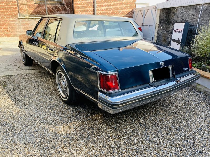 CADILLAC SEVILLE A trois volumes 1976