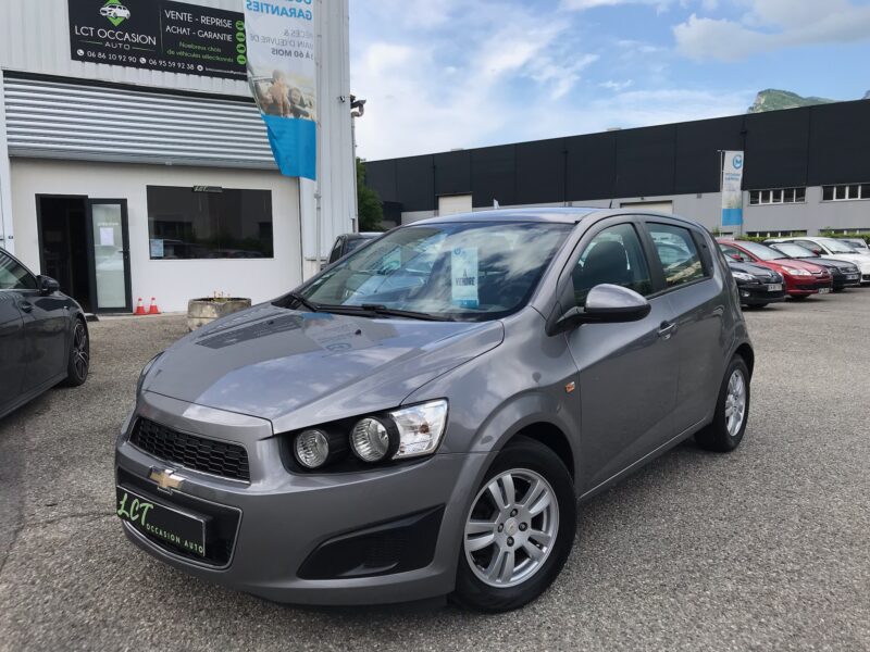 CHEVROLET AVEO - 1.2 i 86cv LT 16V hatchback - GARANTIE 6 MOIS