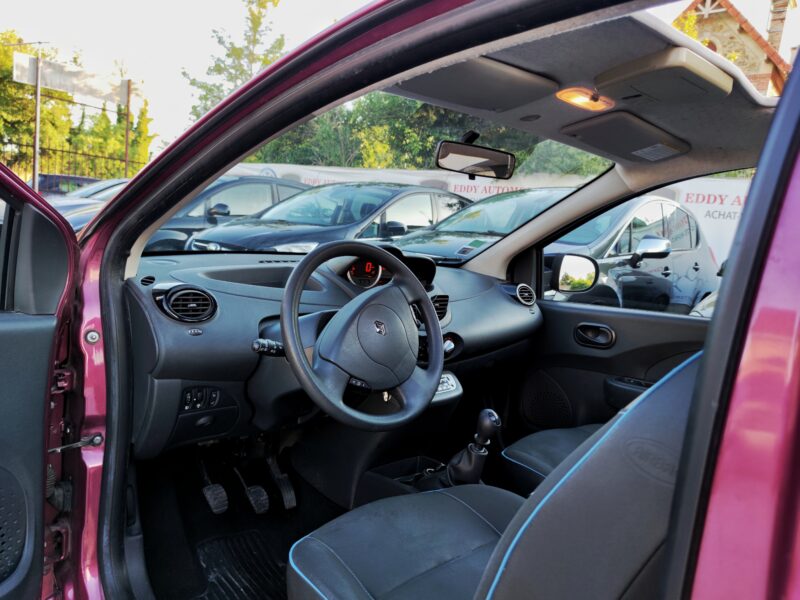 RENAULT TWINGO II 2012