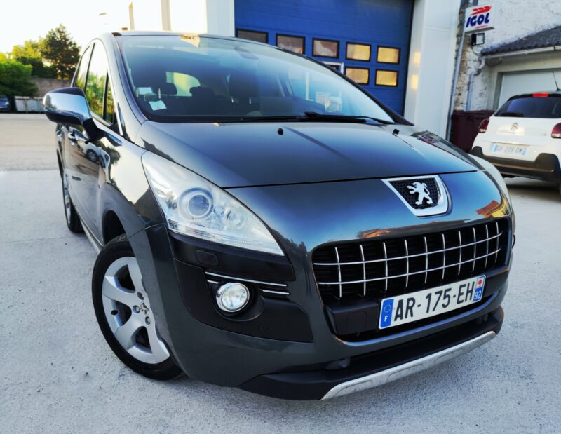 PEUGEOT 3008 Monospace 2010