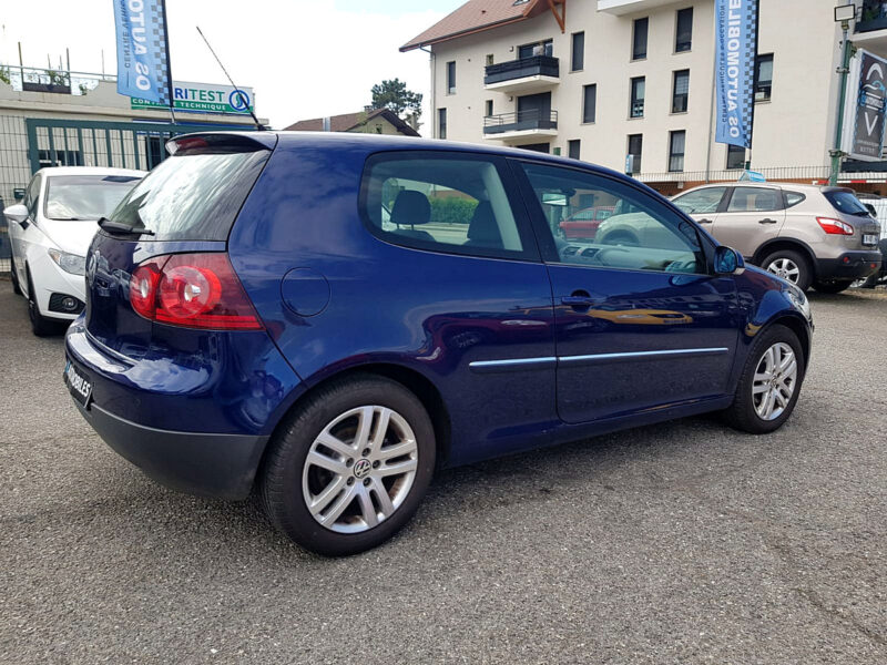 VOLKSWAGEN GOLF V 1.4i 80CV TRENDLINE